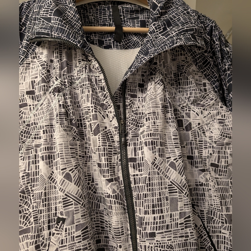 SOLD - Picture 4 of 8